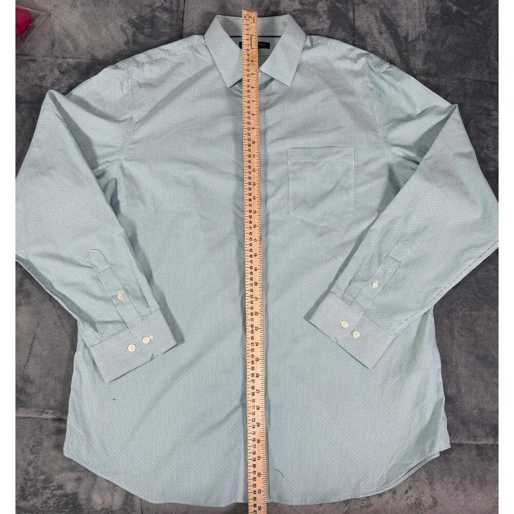 Banana Republic Mens XL NWT Green Stripe Non-Iron Classic Fit Shirt.